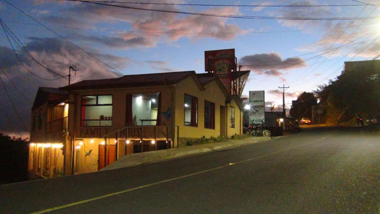 Monteverde Family House Exteriör bild